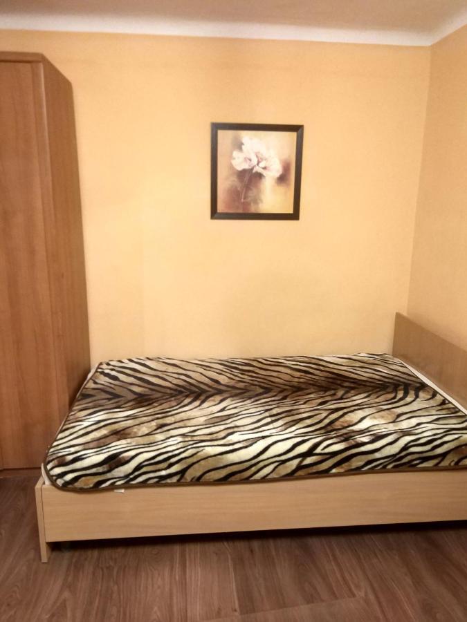Apartment 2Bedrooms On Stalevarov Near State Medical University Zaporizhia Exterior foto